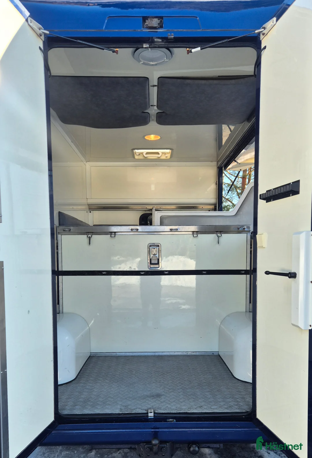 Hästlastbilar  fordon & transport till salu: FIn Hästlastbil  i Sigtuna - Annons 13