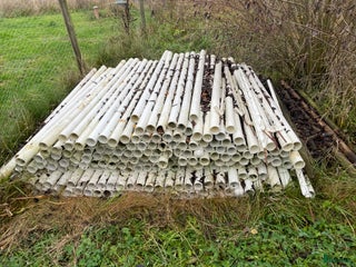 Stallinredning, stängsel & gård övrig utrustning till salu: Stängselstolpar Equisafe 180cm + elband + tråd mm i Svenshögen - Annons 1