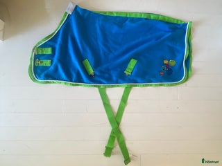 Täcken hästutrustning till salu: Fleecetäcke ponny i Lerum - Annons 2