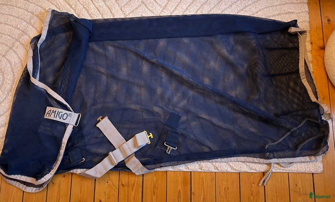 Täcken hästutrustning till salu: Amigo Svettäcke i Karlstad - Annons 2