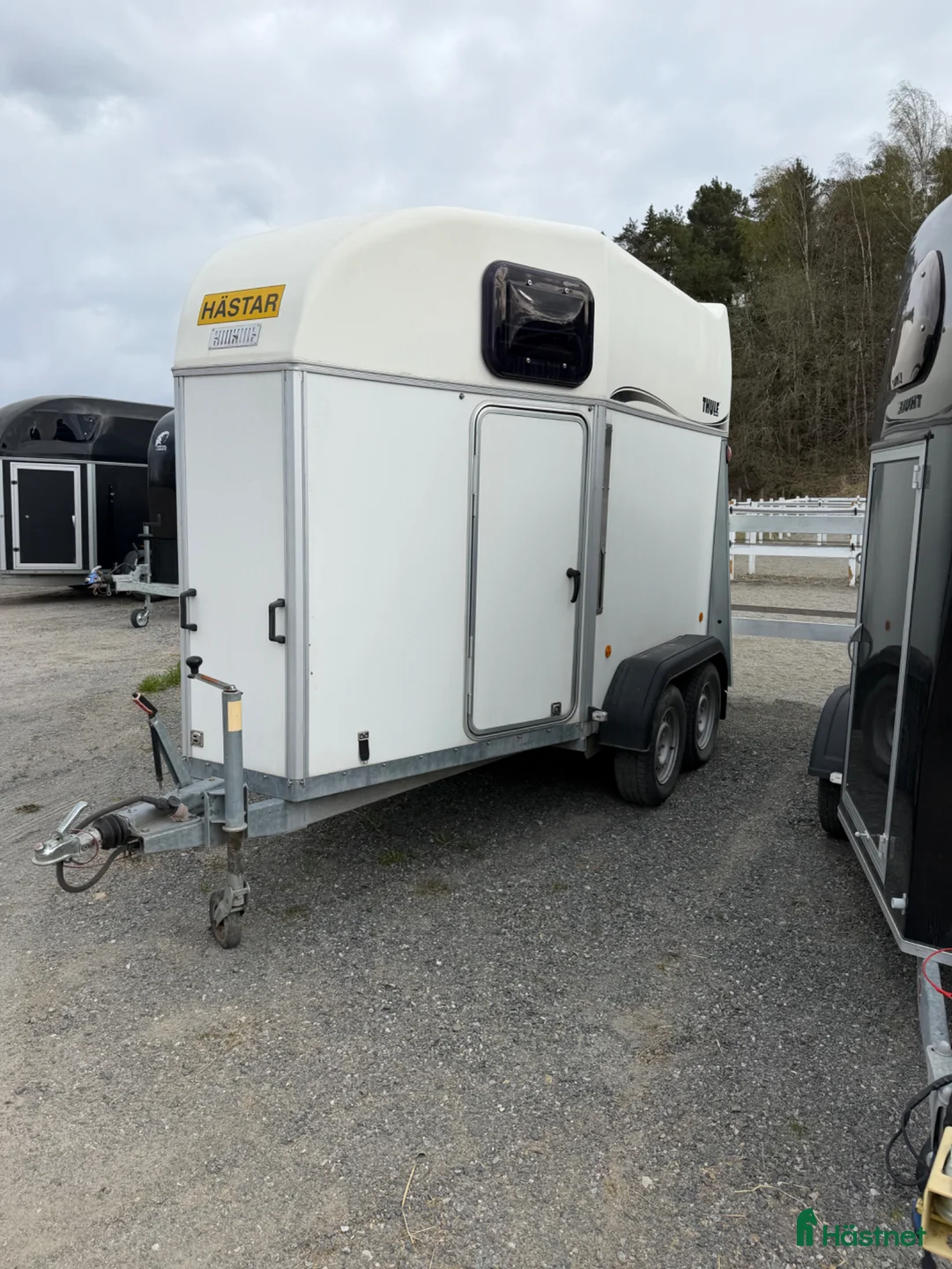 Hästtransporter  fordon & transport till salu: Thule Royal XT, hög lastbilar i Munsö - Annons 6
