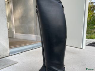 Ridstövlar ryttarutrustning till salu: Dressyrstövlar Cavallo i Stånga - Annons 19