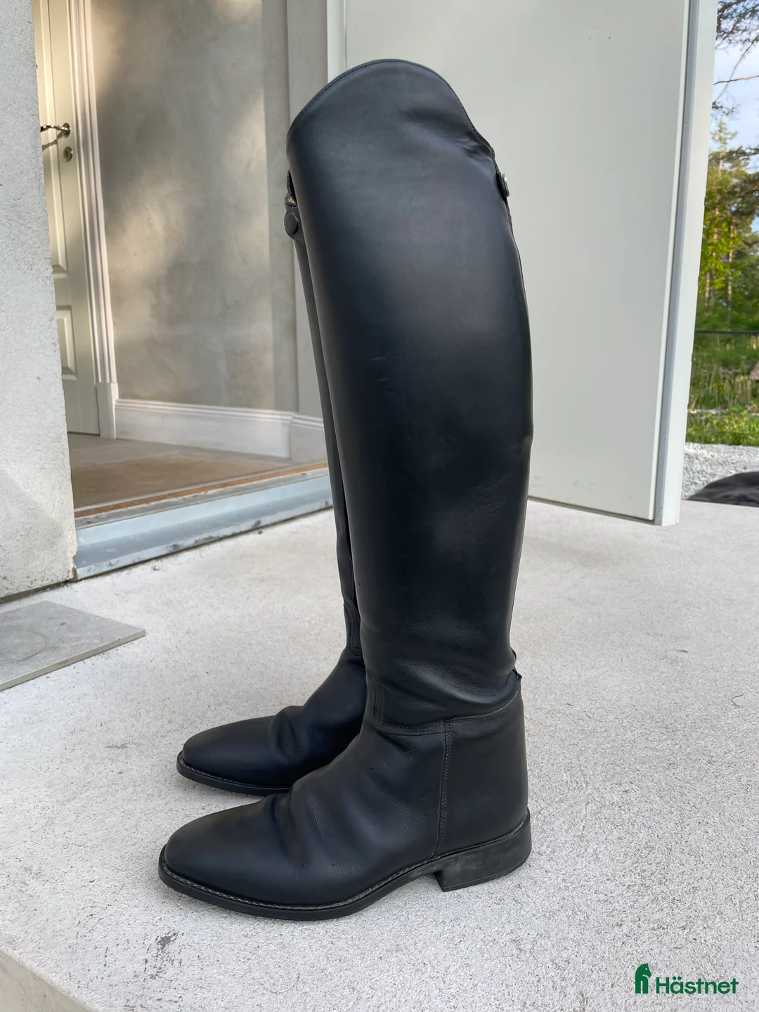 Ridstövlar ryttarutrustning till salu: Dressyrstövlar Cavallo i Stånga - Annons 1