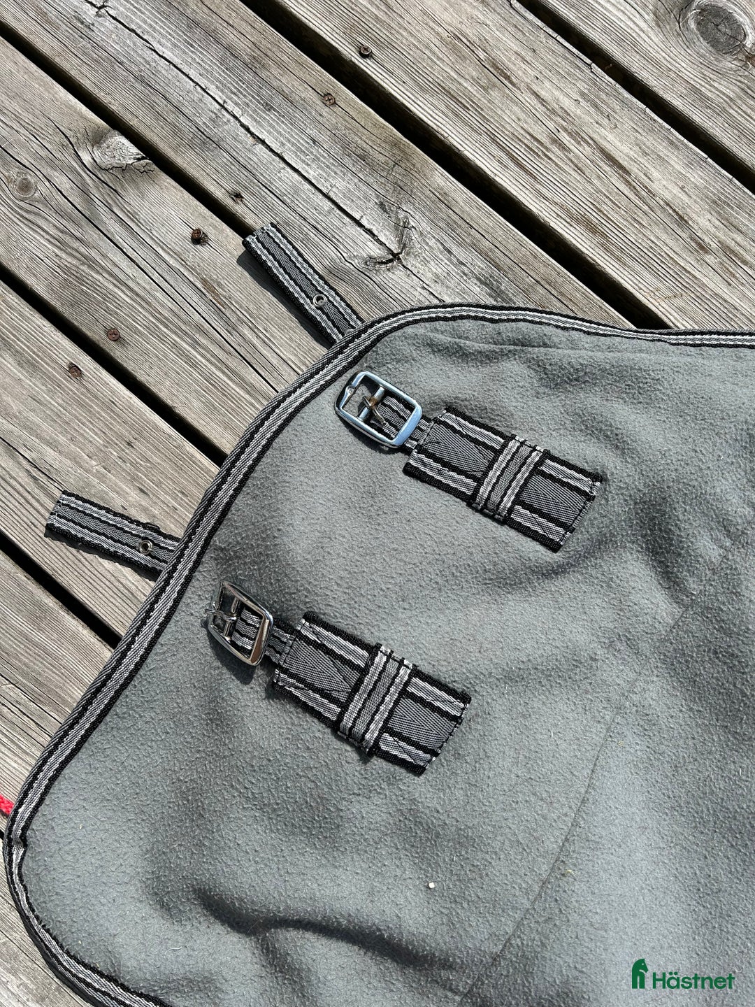 Täcken hästutrustning till salu: Fleecetäcke säljes  i Sala - Annons 2