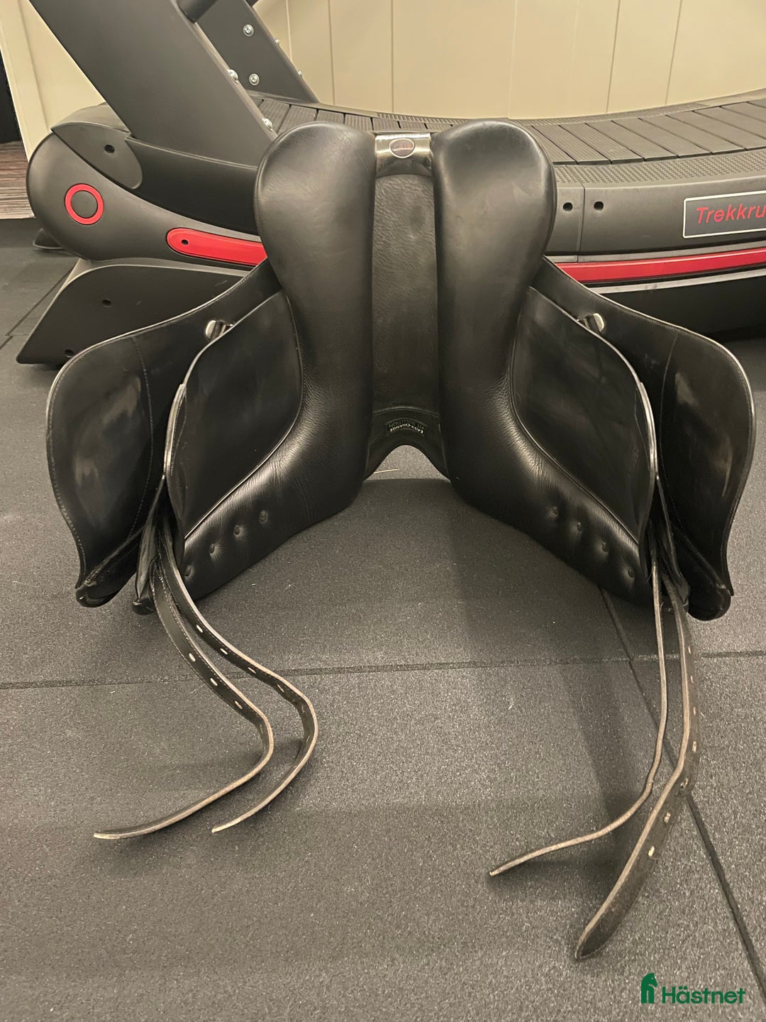 Sadlar hästutrustning till salu: X-vid dressyrsadel i Rimbo - Annons 5