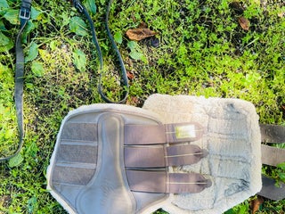 Benskydd hästutrustning till salu: Damasker i Uppsala - Annons 8