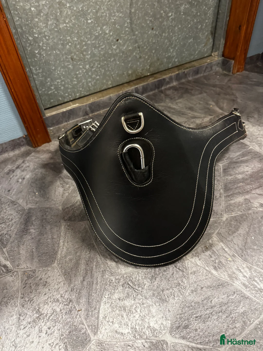 Sadlar hästutrustning till salu: Hoppsadel  i Bollnäs - Annons 3