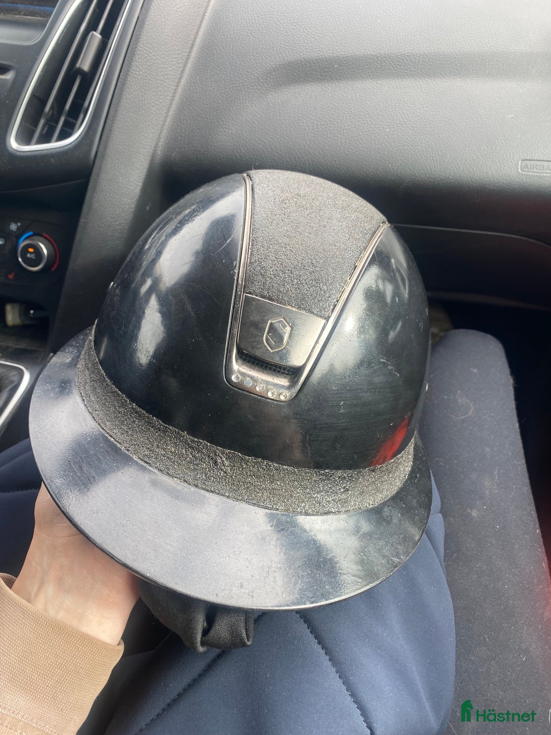 Hjälmar ryttarutrustning till salu: Samsheild i Linghem - Annons 5