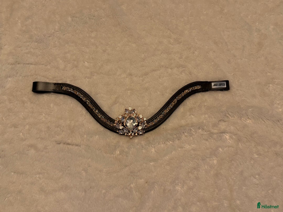 Övrig Hästutrustning hästutrustning till salu: Salu pannband - Full i Västerås - Annons 2