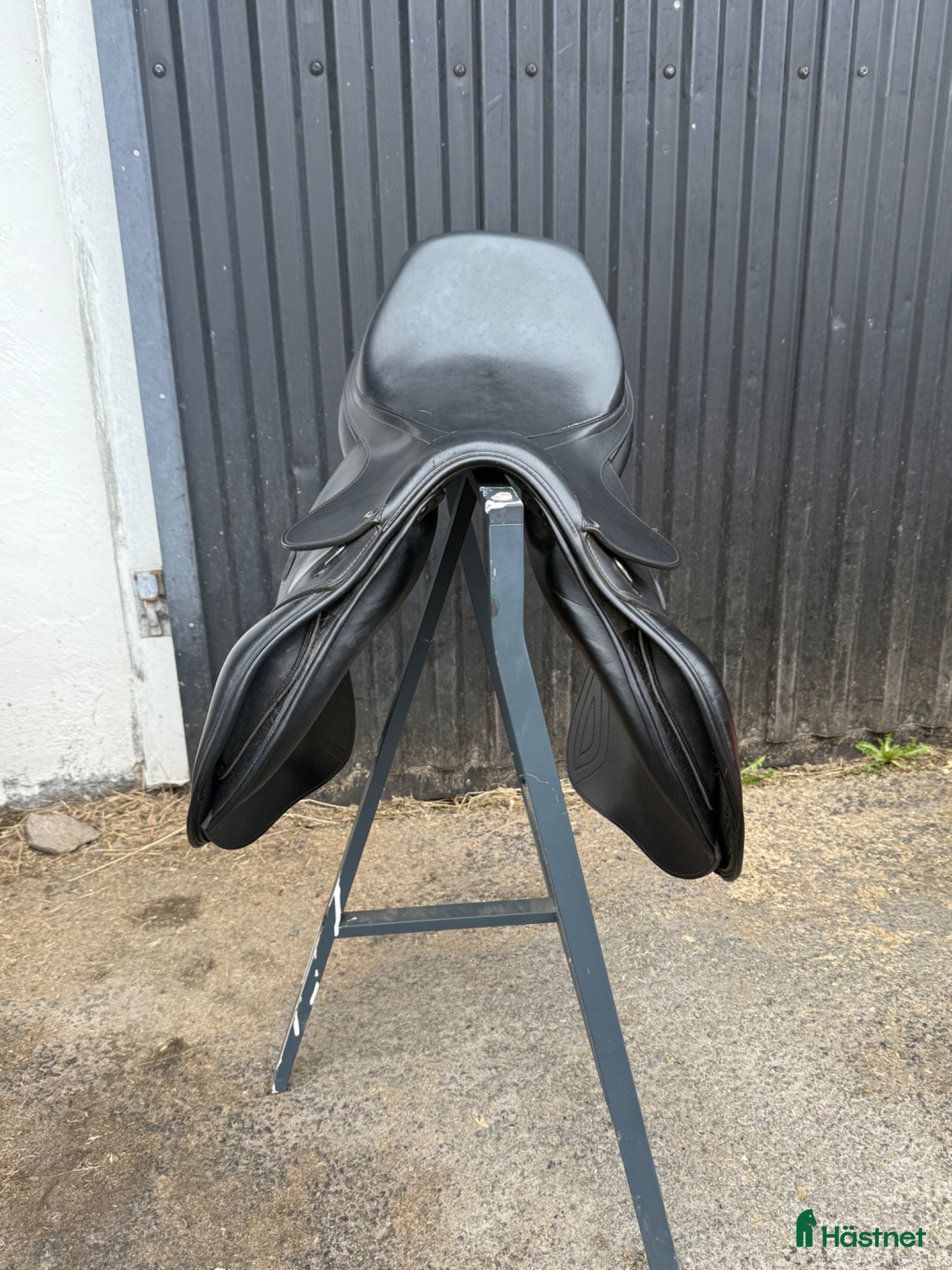 Sadlar hästutrustning Tekna S Line 16,5”  - Annons 1