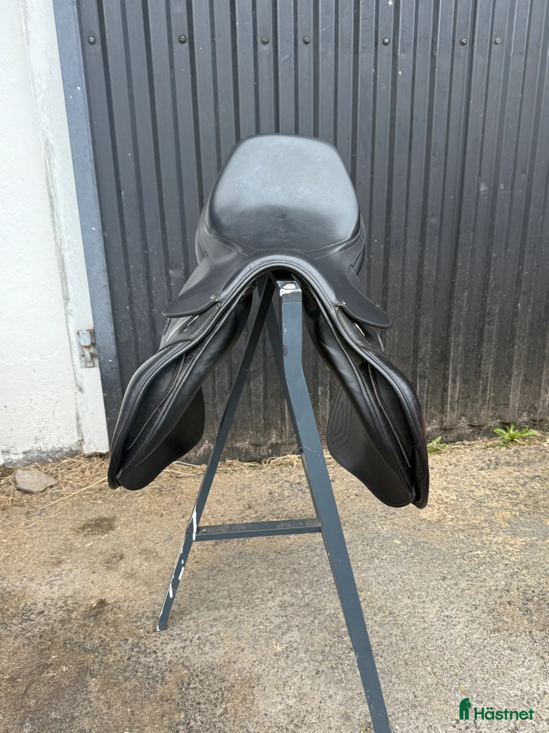 Sadlar hästutrustning till salu: Tekna S Line 16,5”  i Västra Frölunda - Annons 1