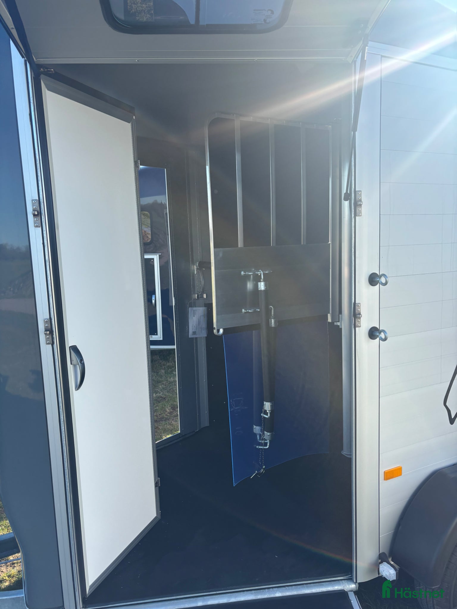 Hästtransporter  fordon & transport till salu: Cheval Touring Country  - Annons 7