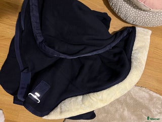 Täcken hästutrustning till salu: Super snyggt täcke! i Nossebro - Annons 3