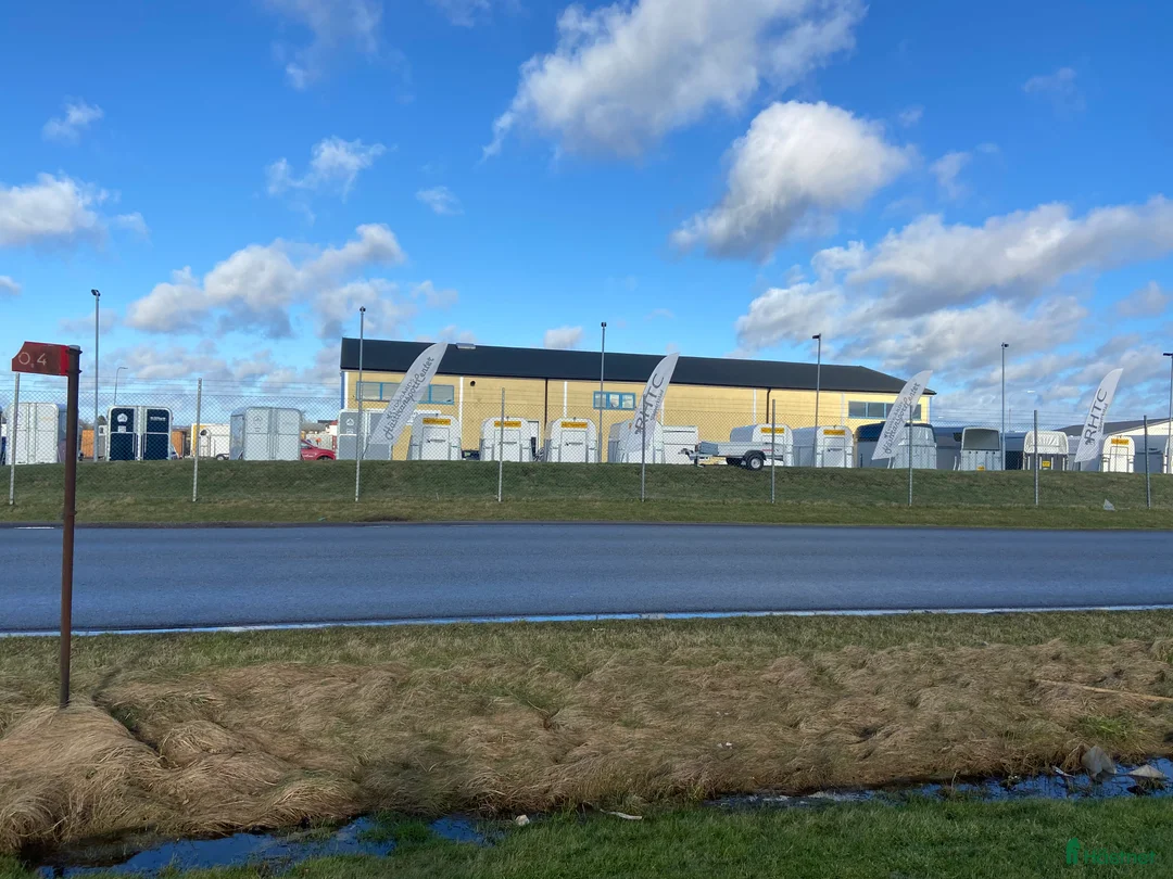 Galleribild {{count}}