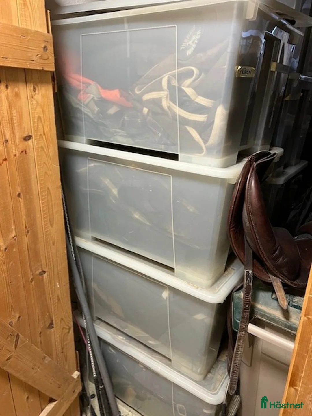 Övrig Hästutrustning hästutrustning till salu: Hästutrustning och 2 sadlar i Nynäshamn - Annons 2