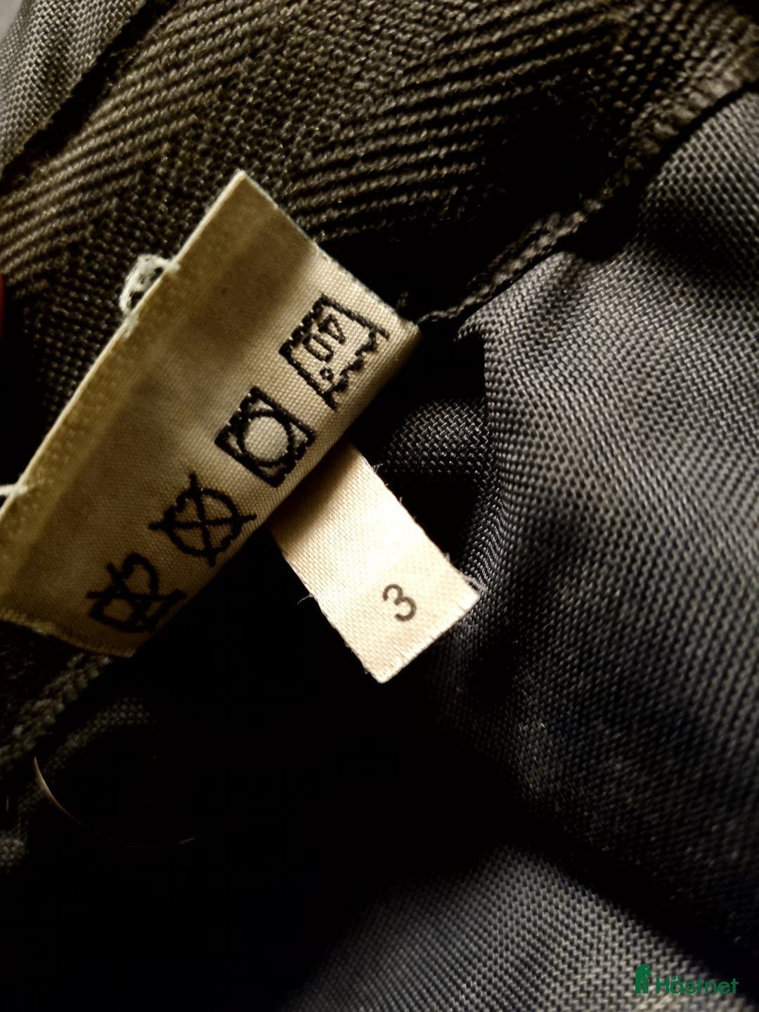 Täcken hästutrustning till salu: Boett Smedby Storlek 3 i Rö - Annons 3