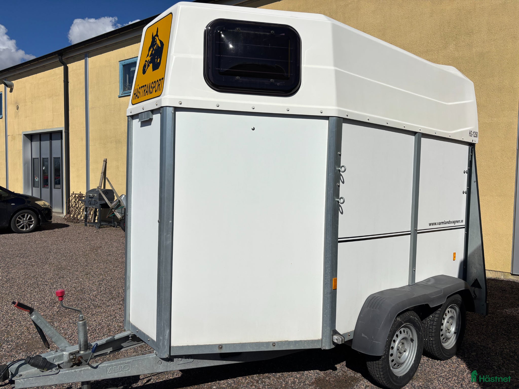 Hästtransporter  fordon & transport till salu: Perfekt för B körkort! - Annons 3