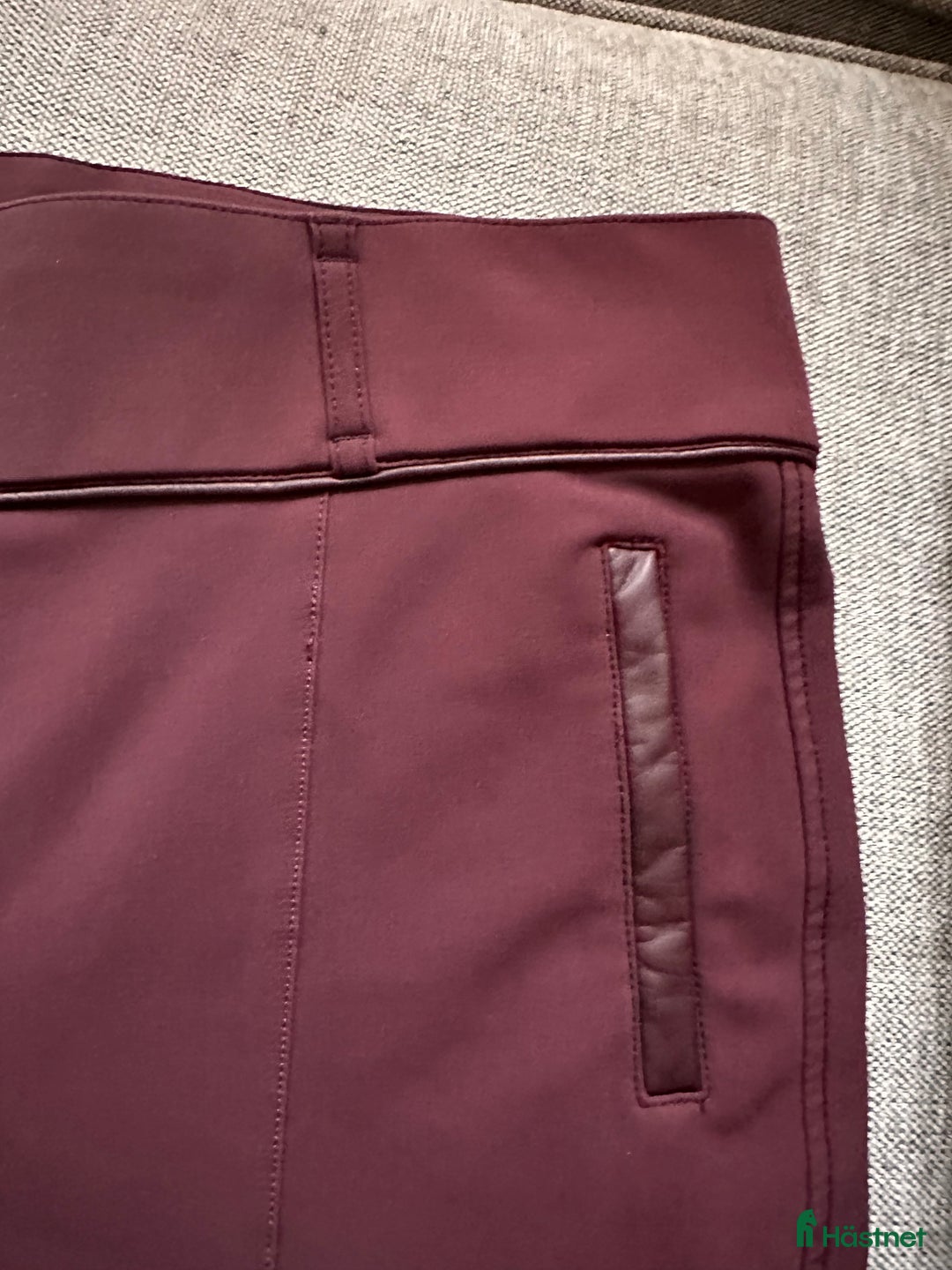Ridbyxor ryttarutrustning till salu: Snygga vinröda ridbyxor  i Borlänge - Annons 3