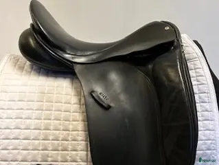 Sadlar hästutrustning Dressyrsadel Wellington - Annons 8