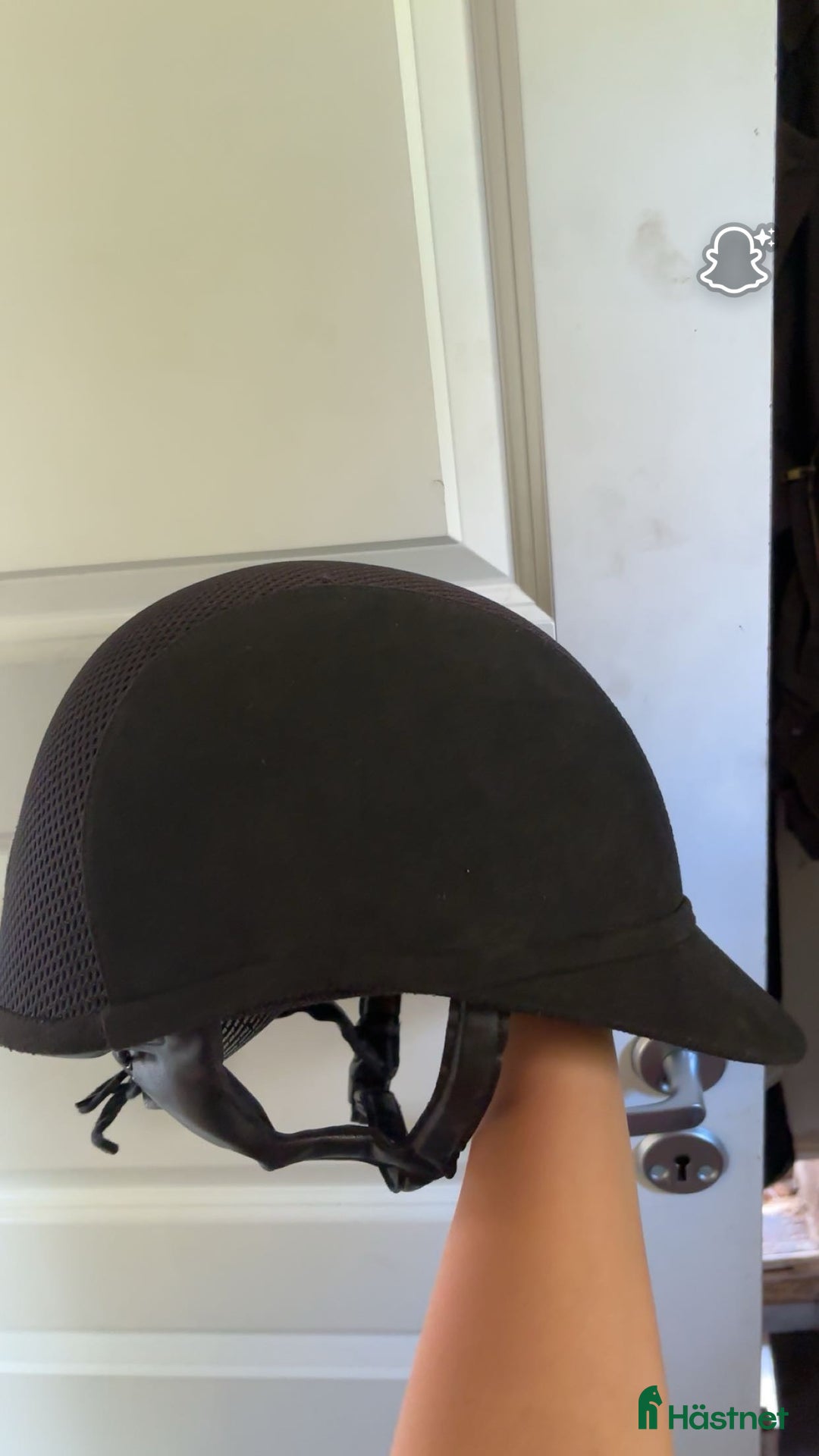 Hjälmar ryttarutrustning till salu: Ridhjälm i Varberg - Annons 4