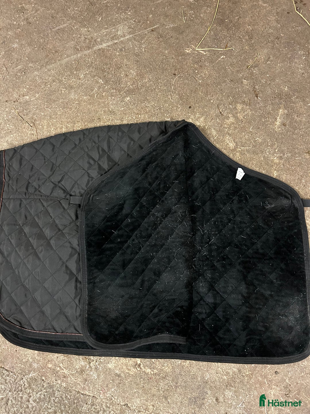 Täcken hästutrustning till salu: Blandade täcken strlk 130 i Uppsala - Annons 17