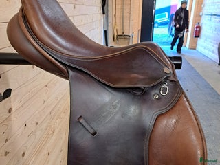 Sadlar hästutrustning till salu: Fin Lippo Marcello med flera koppjärn i Habo - Annons 18