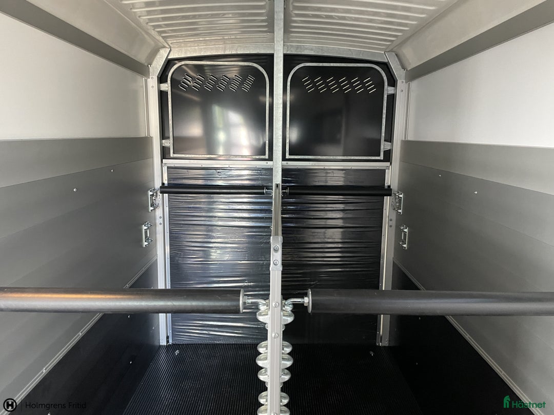 Hästtransporter  fordon & transport till salu: Hästtransport för 2 hästar i Värnamo - Annons 4