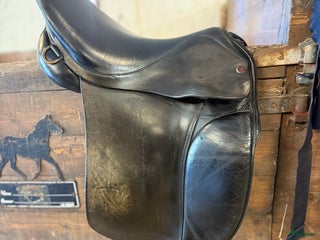 Sadlar hästutrustning till salu: Spalding Walsall England i Rånäs - Annons 2