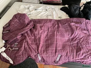 Täcken hästutrustning Rhino 110cm & 125cm 250g i Pålsboda - Annons 10
