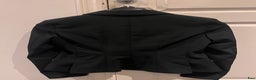 Jackor & Kavajer ryttarutrustning till salu: Helt ny oanvända svart iris bayer kavaj storlek 34 i Vellinge - Annons 2