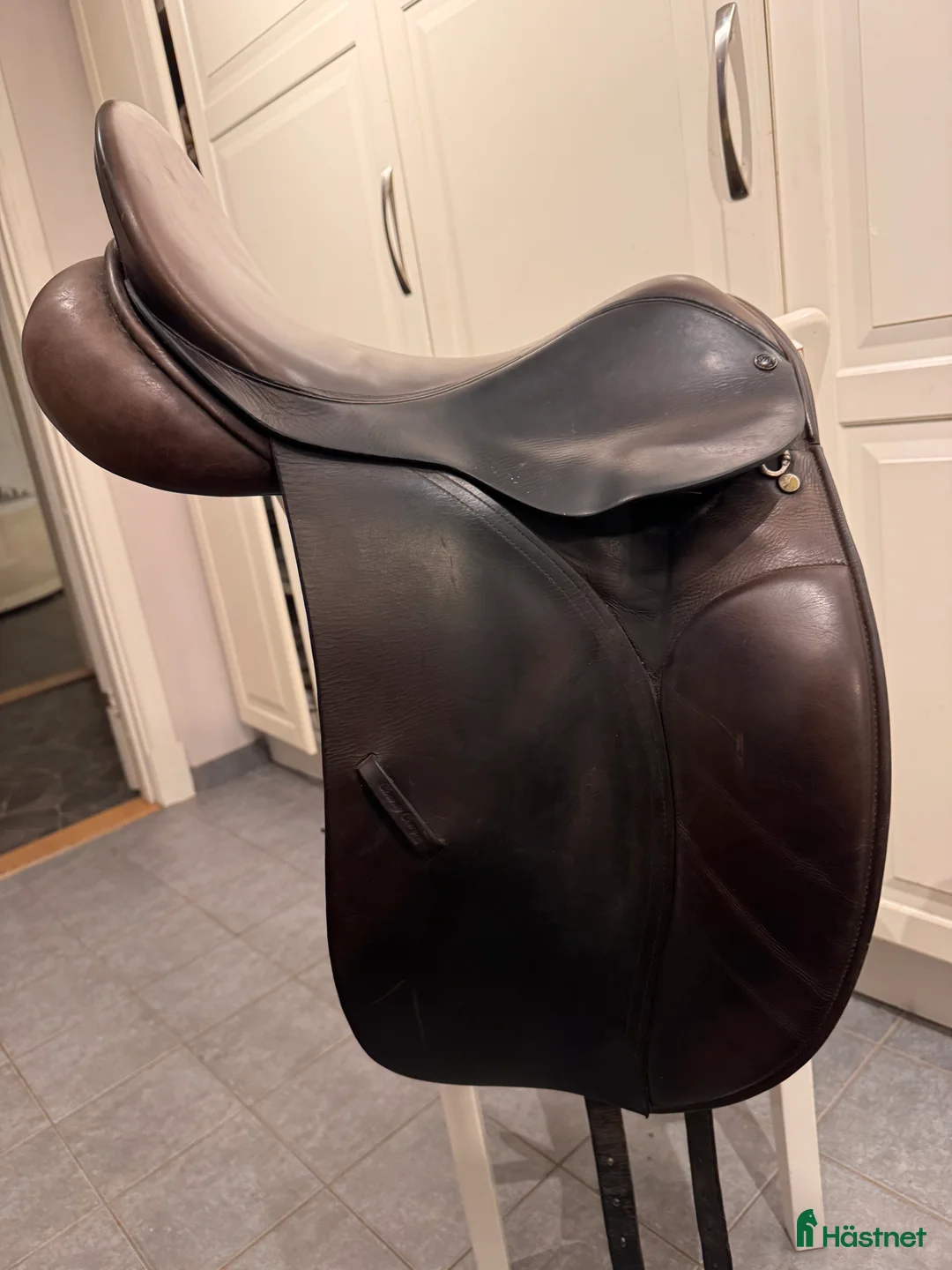 Sadlar hästutrustning till salu: County Dressyrsadel - Annons 3