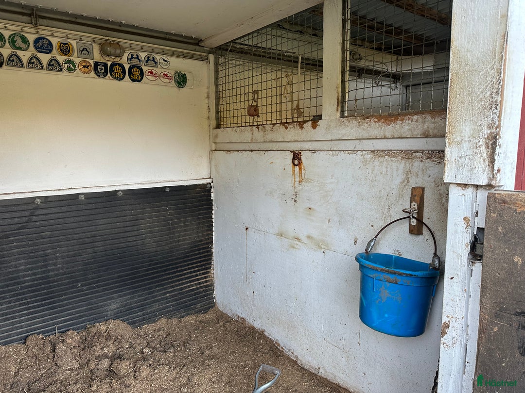 Stallinredning, stängsel & gård övrig utrustning till salu: Ponnystall bortskänkes - Annons 3