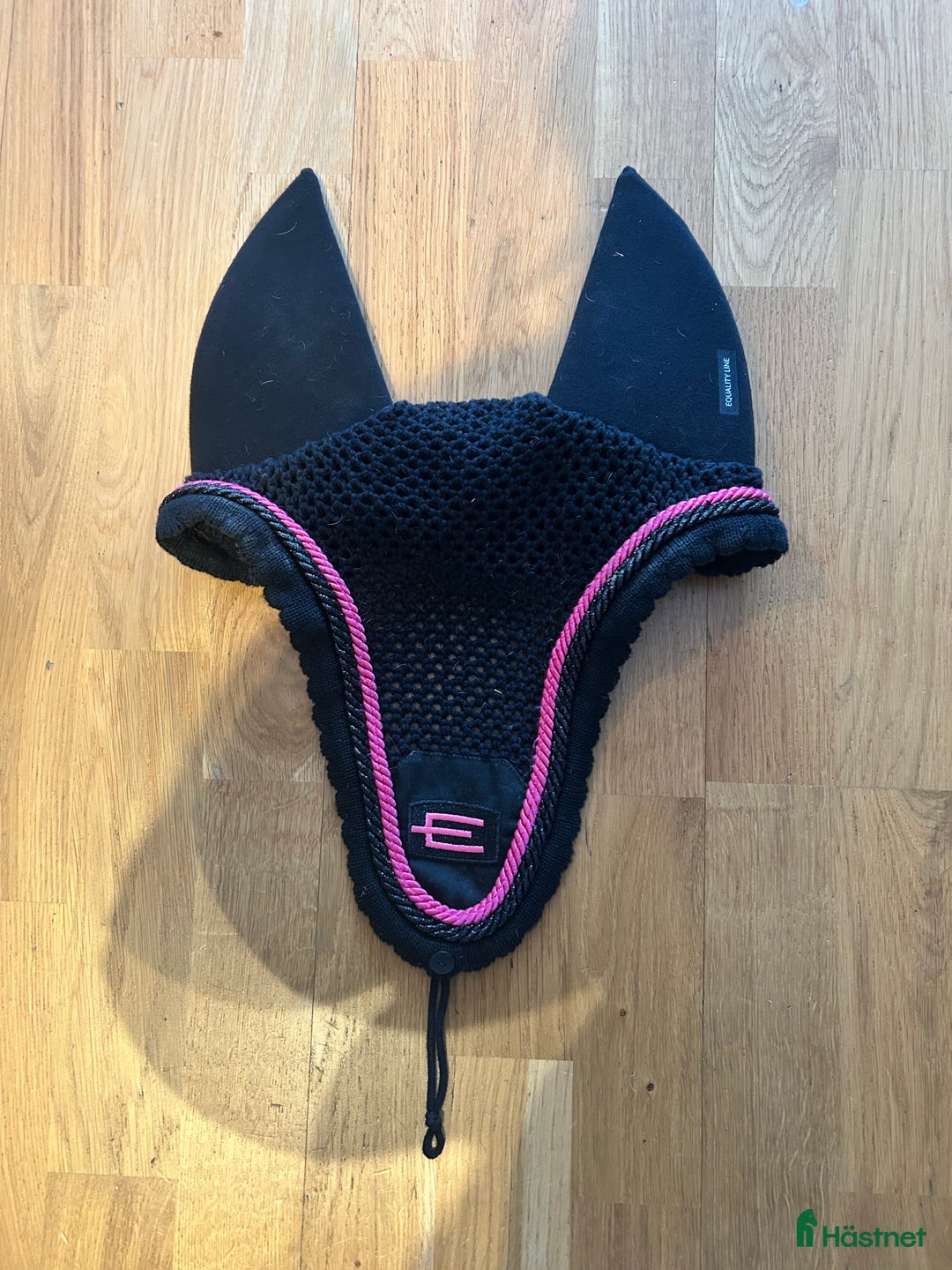 Övrig Hästutrustning hästutrustning till salu: Equiline huva soundless  i Värmdö - Annons 1