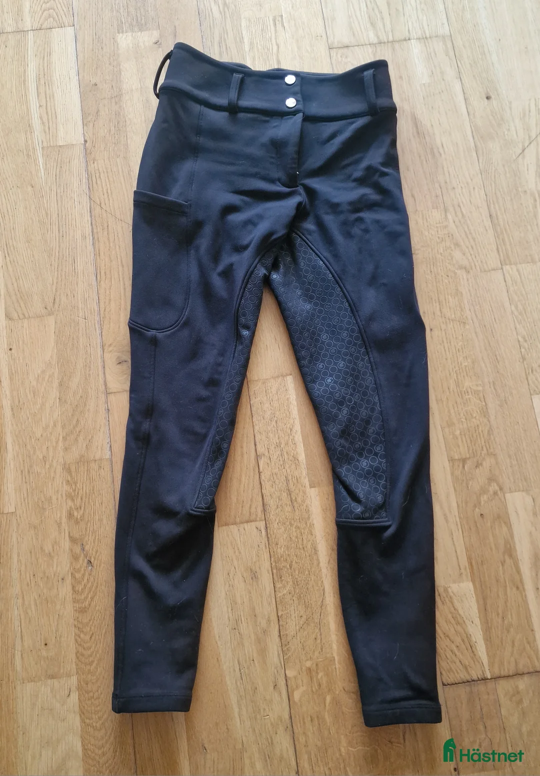 Ridbyxor ryttarutrustning till salu: Fynda fodrade ridbyxor  - Annons 1