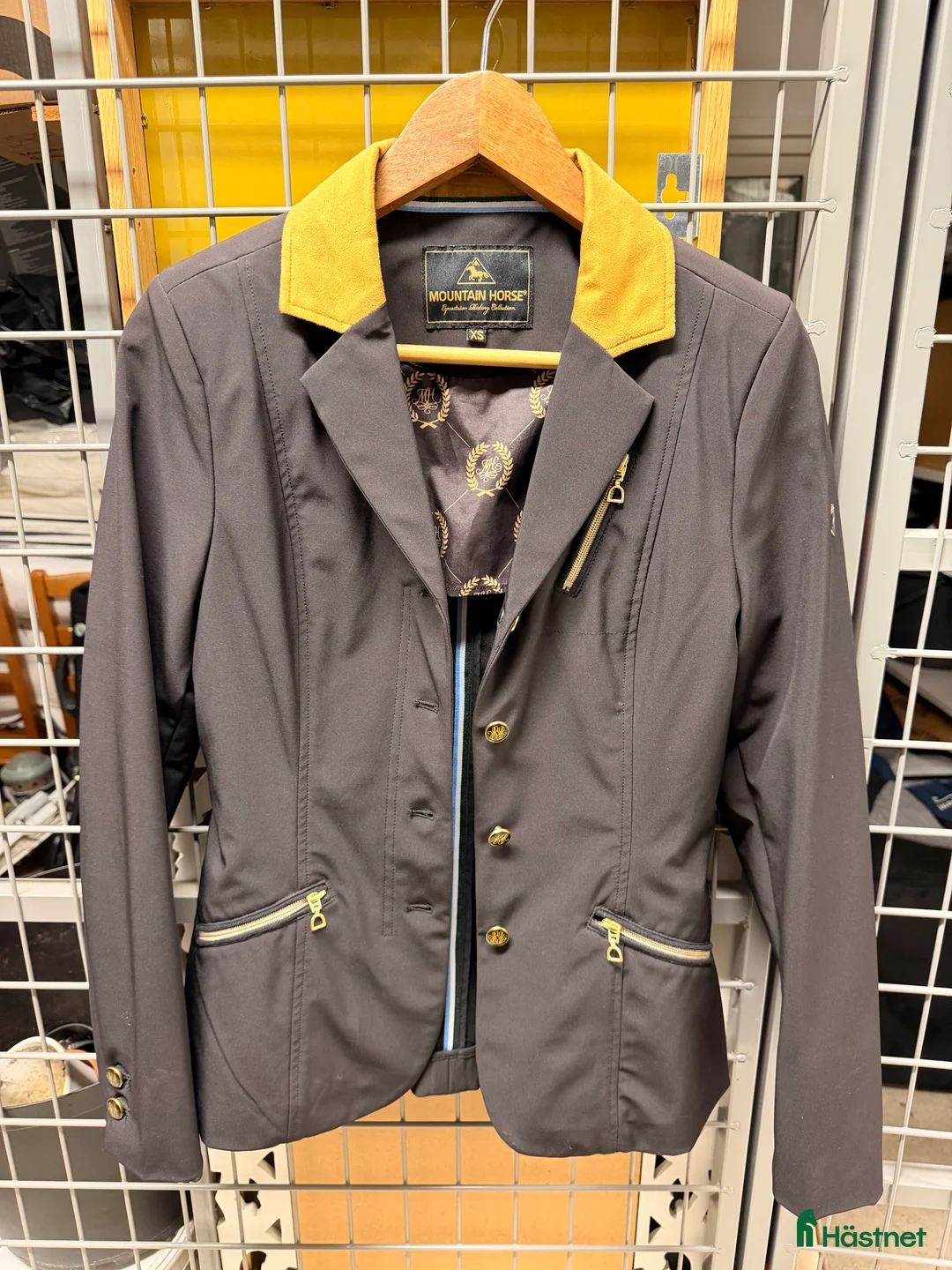 Jackor & Kavajer ryttarutrustning till salu: Ryttarutrustning  - Annons 2