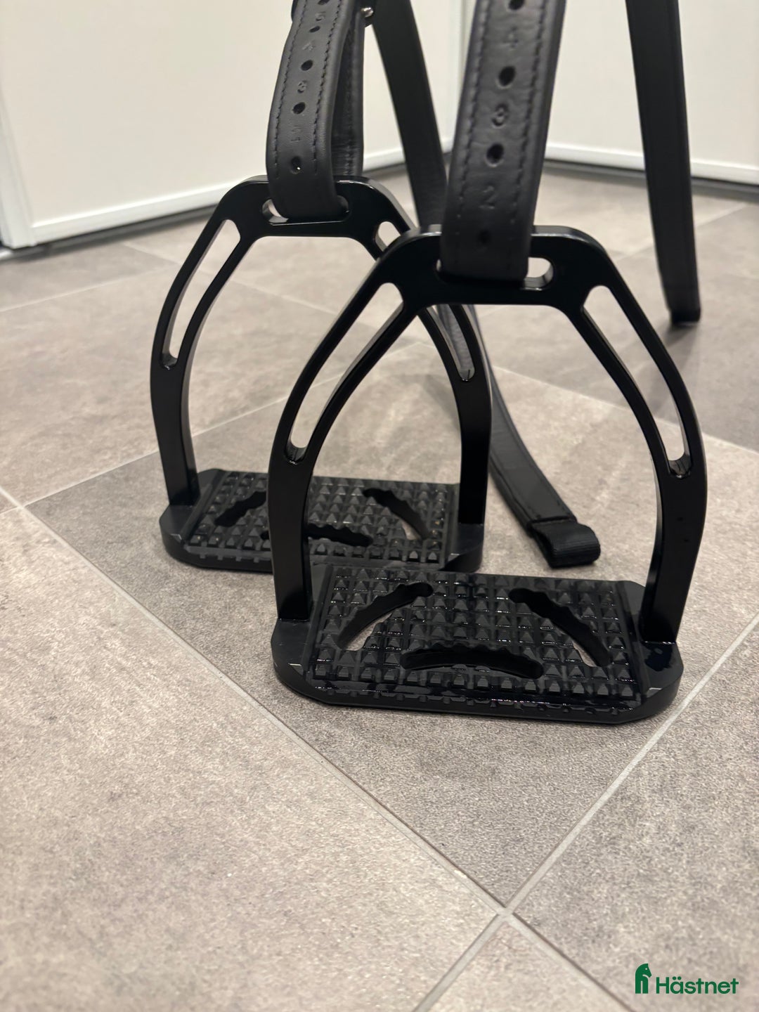 Sadeltillbehör hästutrustning till salu: Equipe stigbygel i Märsta - Annons 1