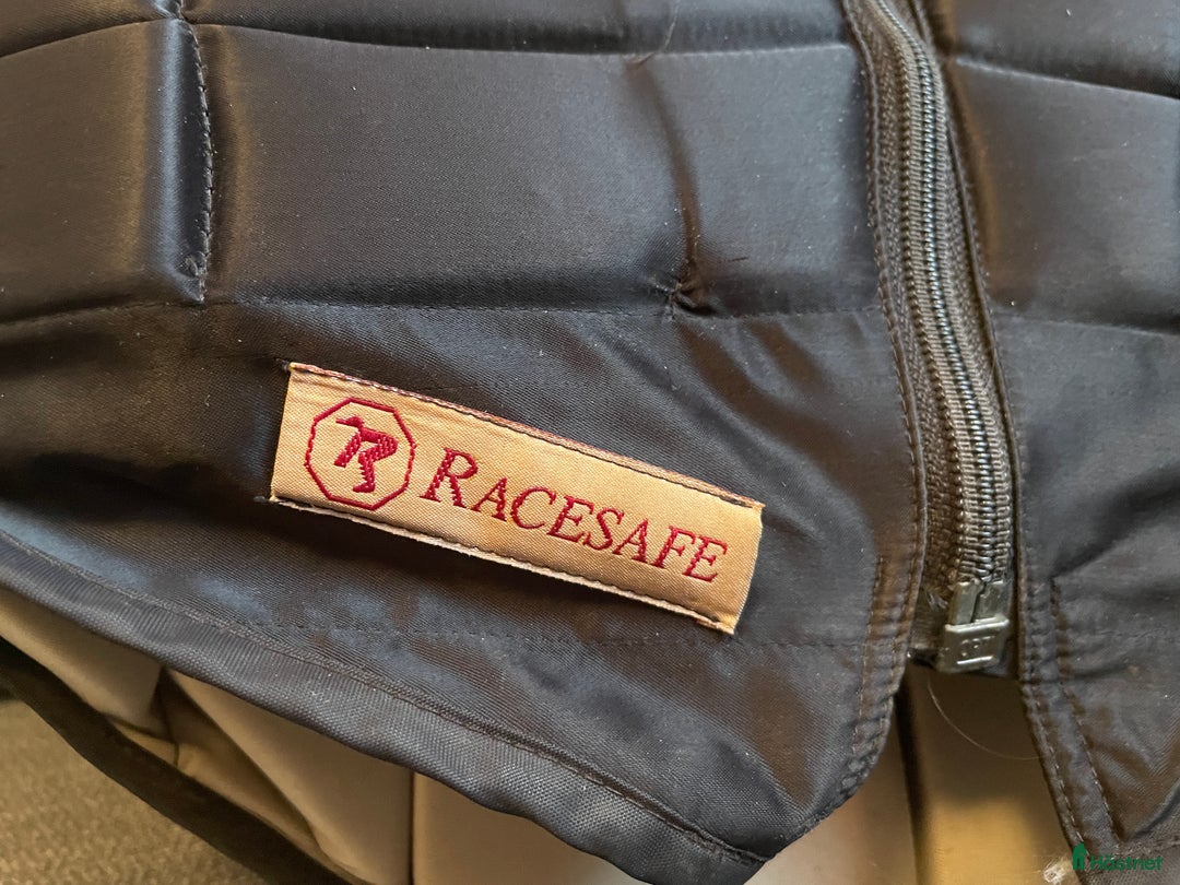 Säkerhetsvästar ryttarutrustning till salu: Säkerhetsväst i Sollentuna - Annons 3