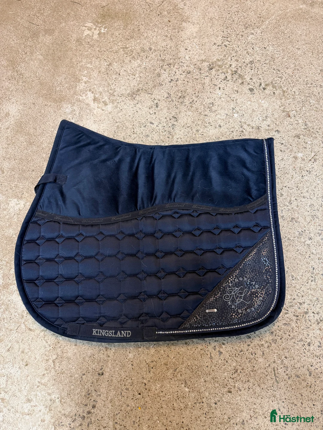 Schabrak & Vojlockar hästutrustning till salu: Kingsland schabrak - Annons 1