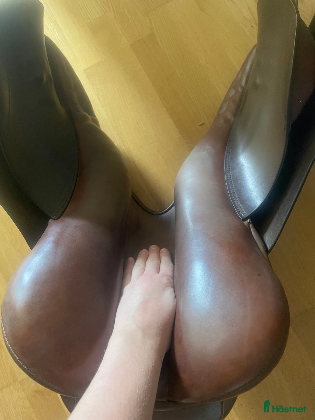 Sadlar hästutrustning till salu: Fin Morris and nolan hoppsadel i Nossebro - Annons 4