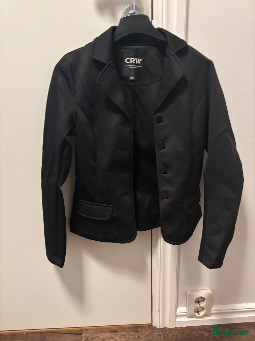 Jackor & Kavajer ryttarutrustning till salu: Ridkavaj strl. 140 i Torhamn - Annons 1