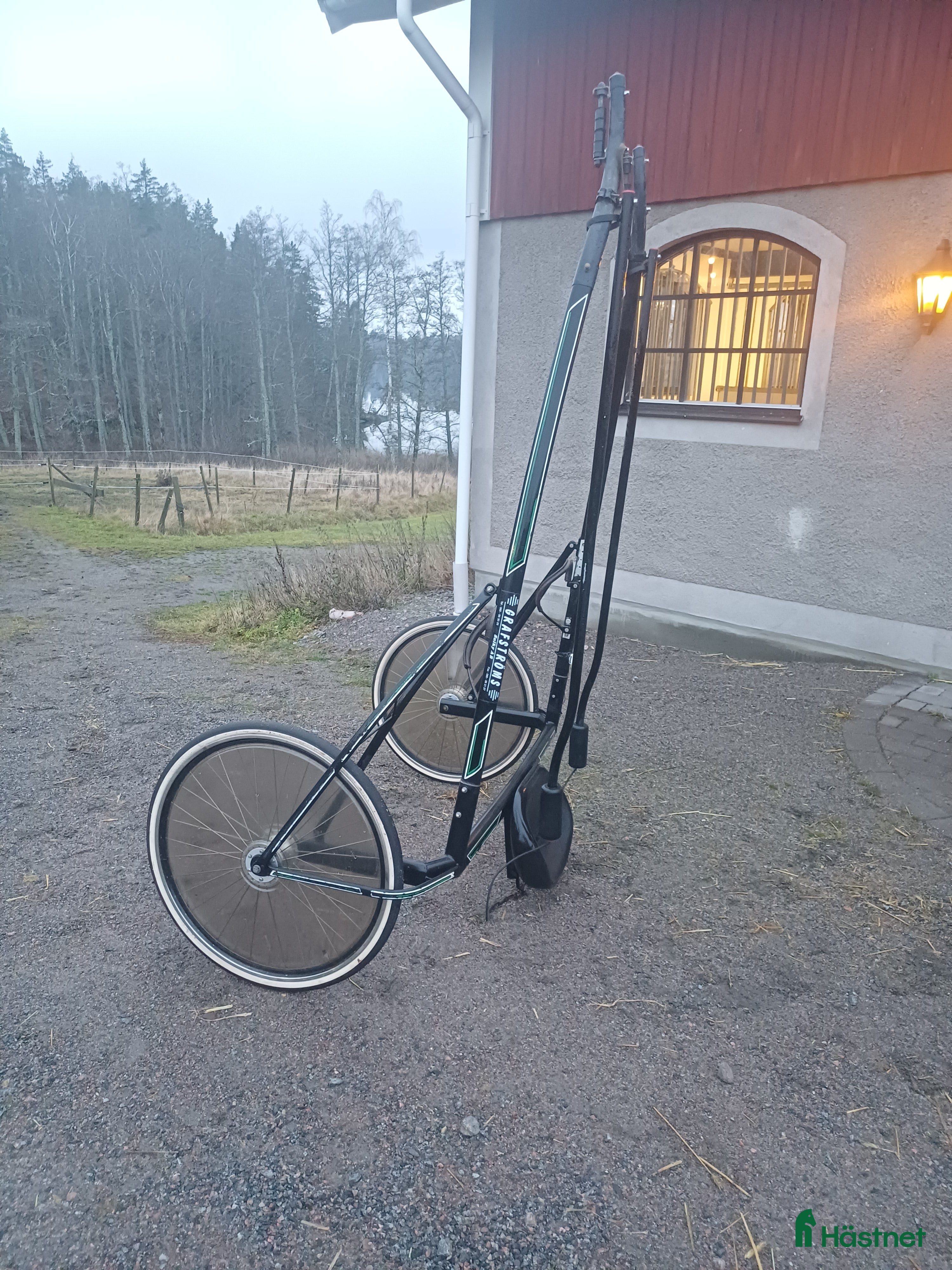 Travsulkys trav till salu: Grafström sulky i Åtvidaberg - Annons 1