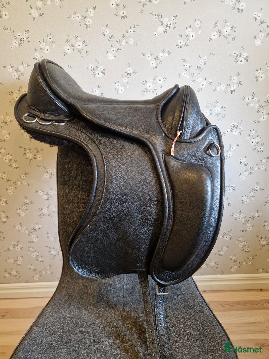 Sadlar hästutrustning till salu: Bomlös sadel, Barefoot Barrydale i Karlskrona - Annons 1