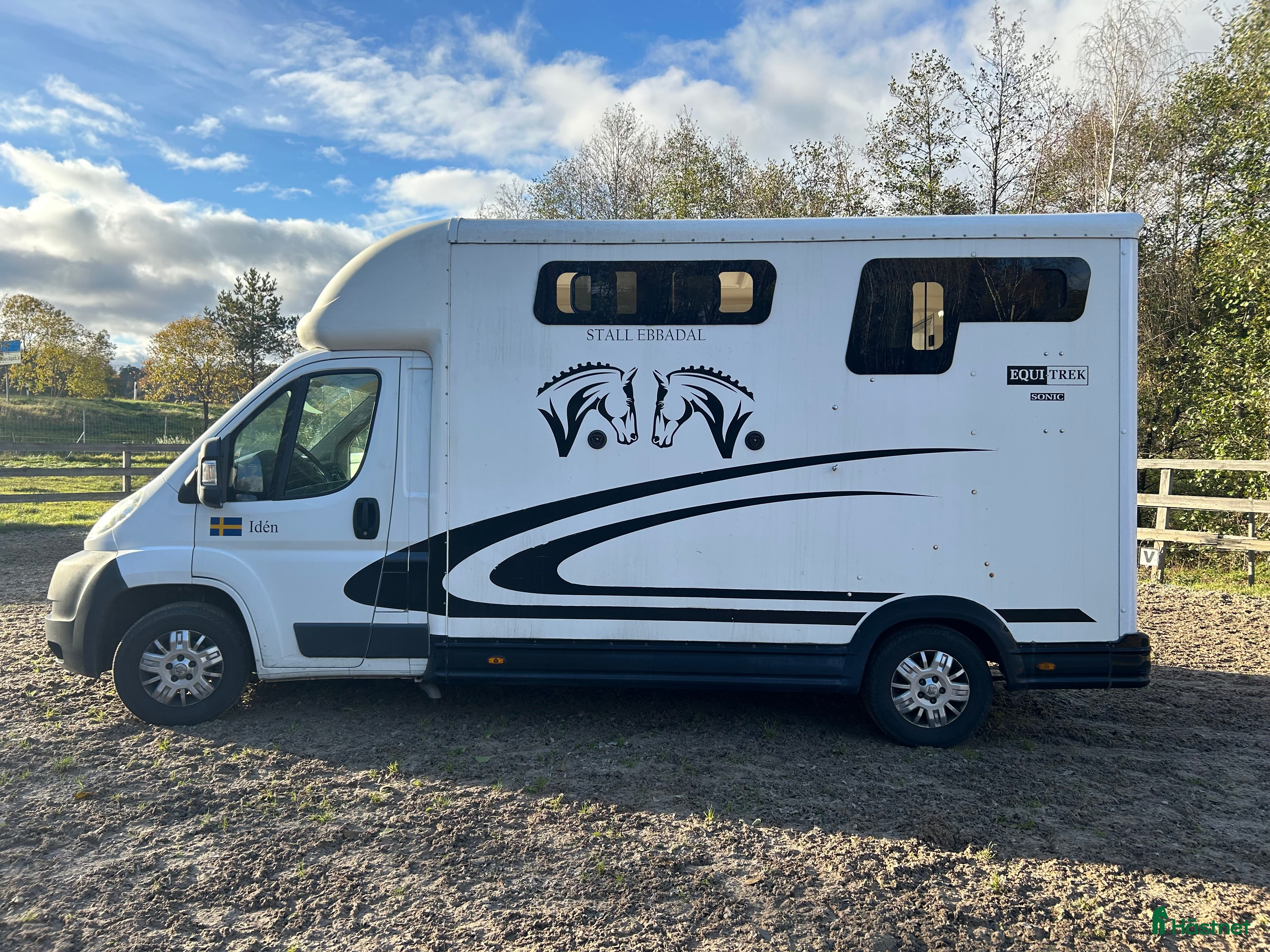 Hästlastbilar  fordon &amp; transport till salu: Välskött B-kortsbil i Huddinge - Annons 2