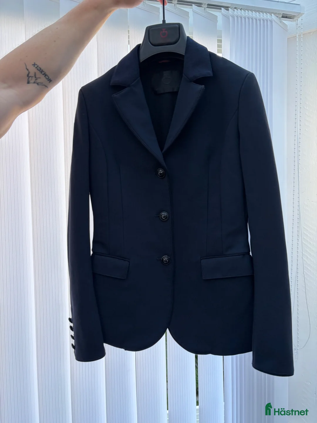 Jackor & Kavajer ryttarutrustning till salu: GP RIDING JACKET RIDKAVAJ DAM CAVALLERIA TOSCANA i Örebro - Annons 1