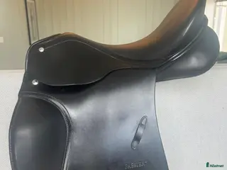 Sadlar hästutrustning Kvalitetssadel i nyskick! - Annons 3