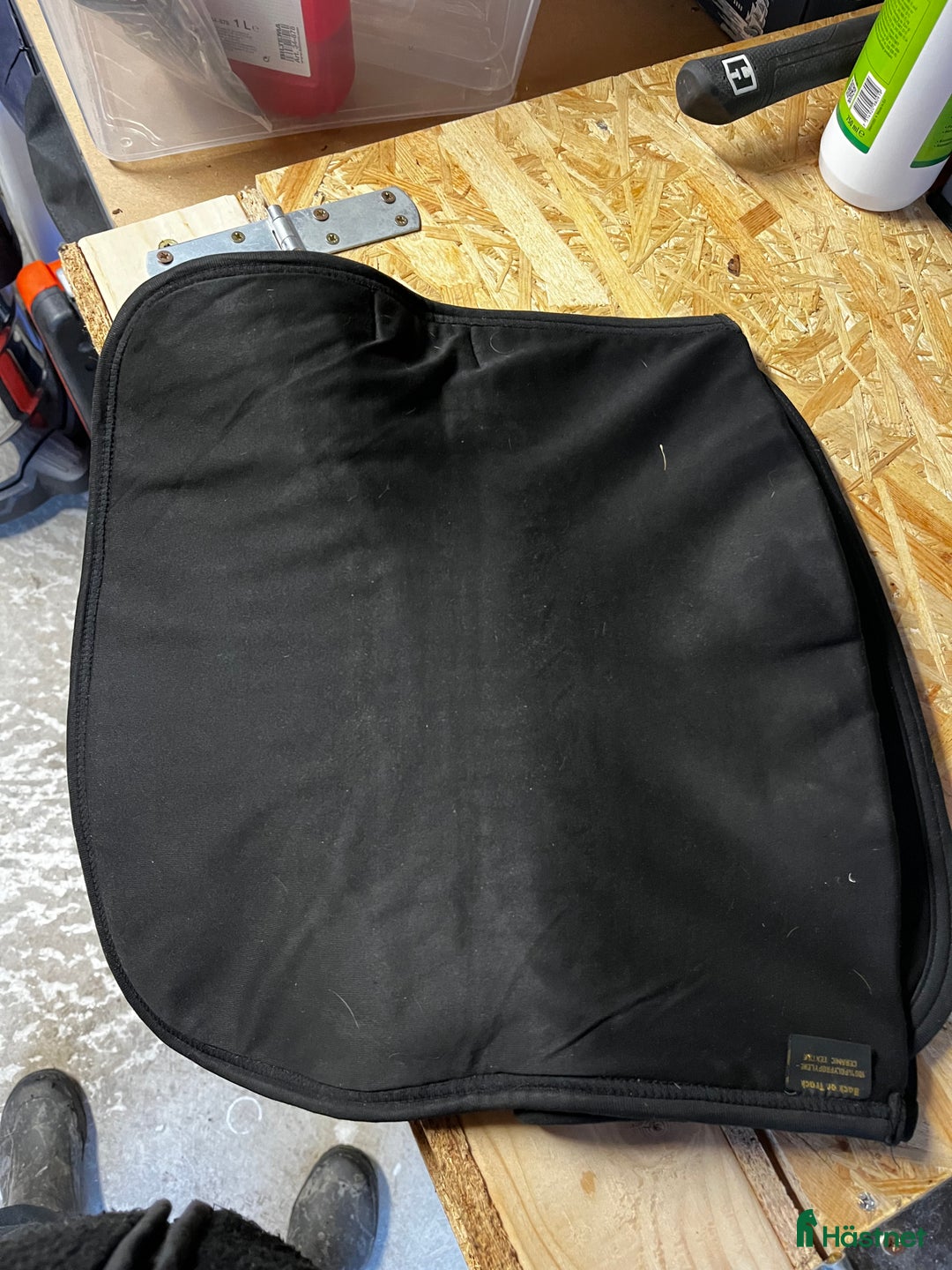 Benskydd hästutrustning till salu: Back on track paddar i Kvicksund - Annons 1