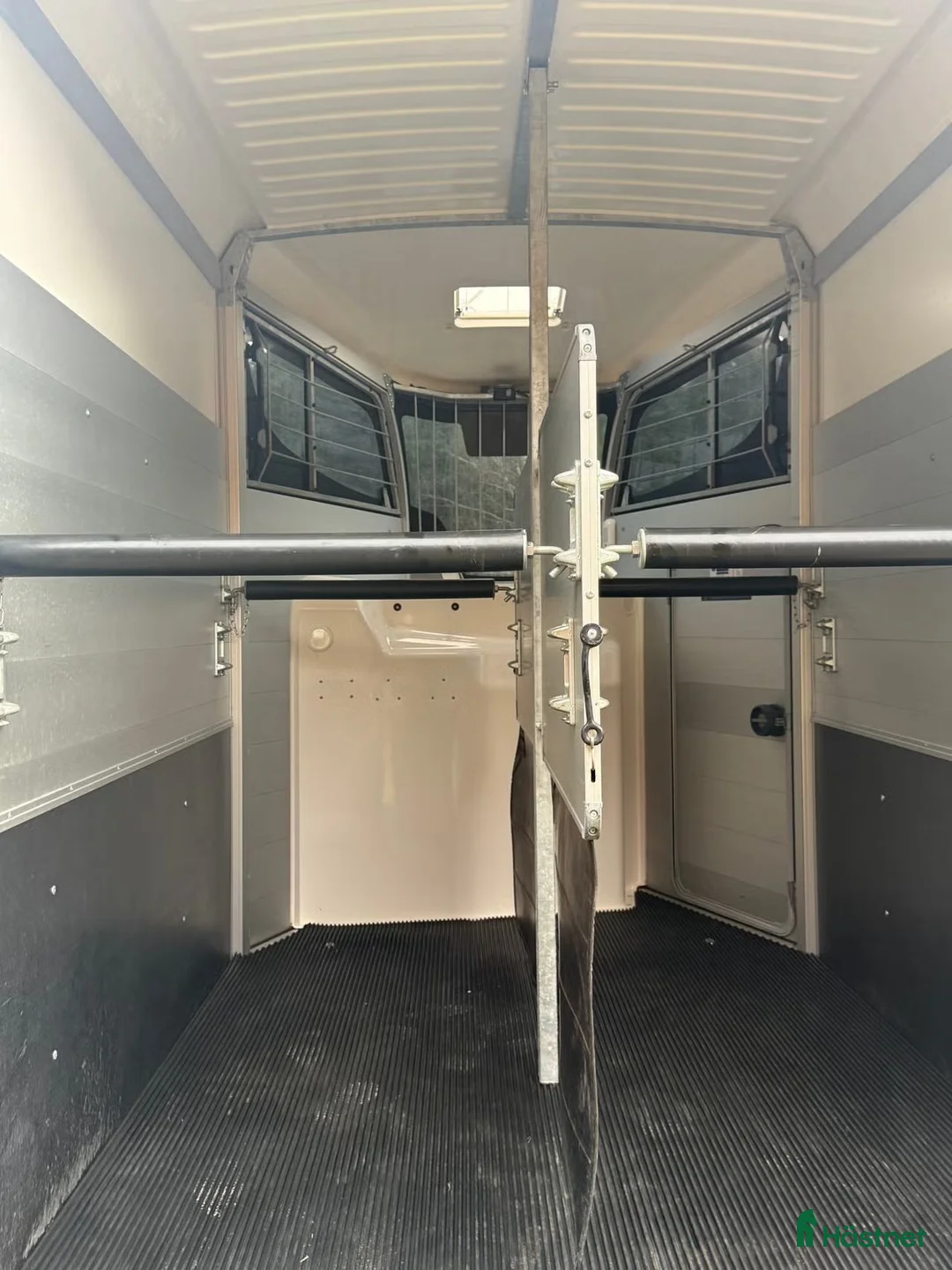 Hästtransporter  fordon & transport till salu: Ifor Williams-2021, största modell HBX511 - Annons 2
