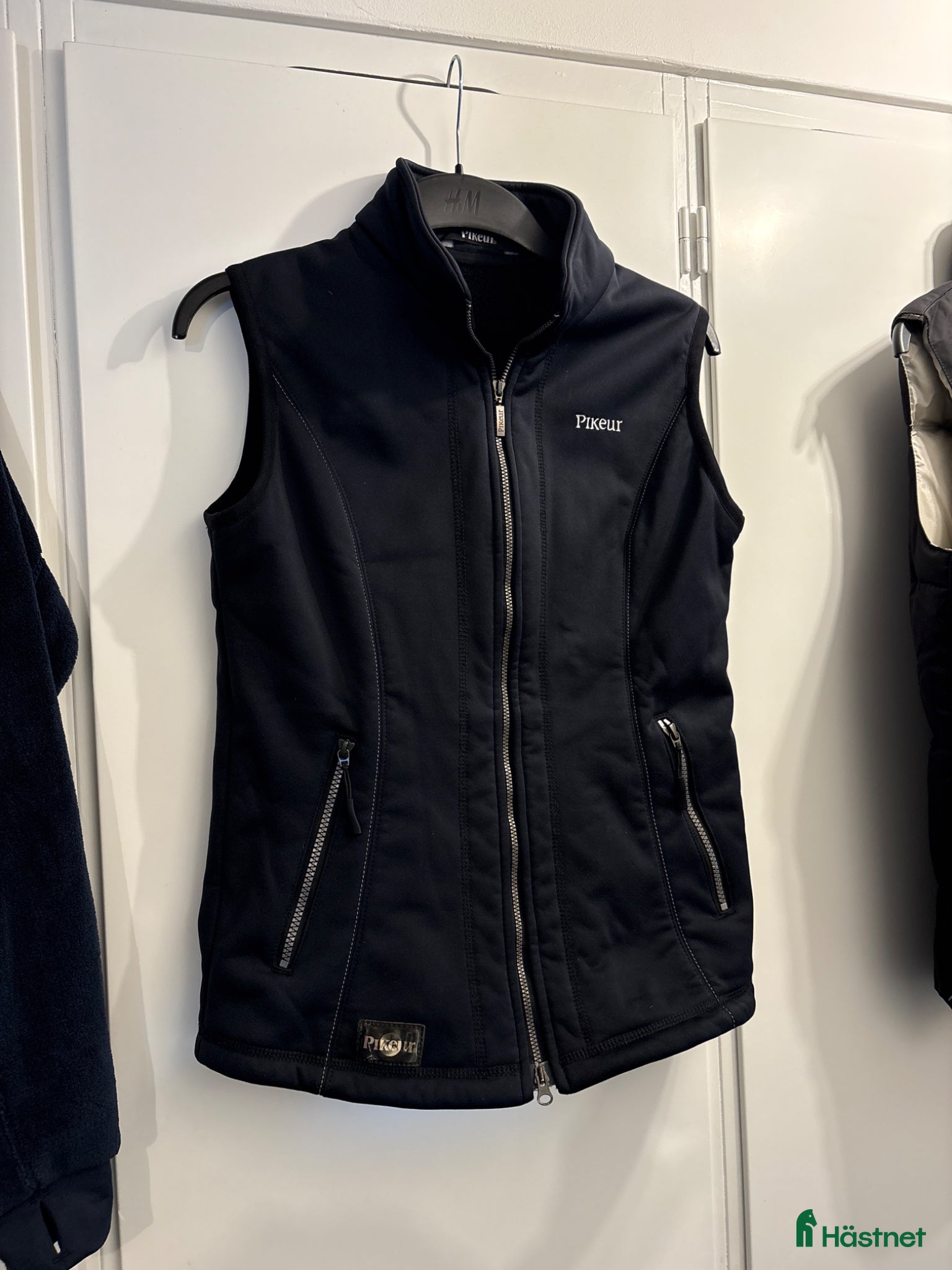 Övrigt Ridkläder ryttarutrustning till salu: Pikeur softshell väst! - Annons 7