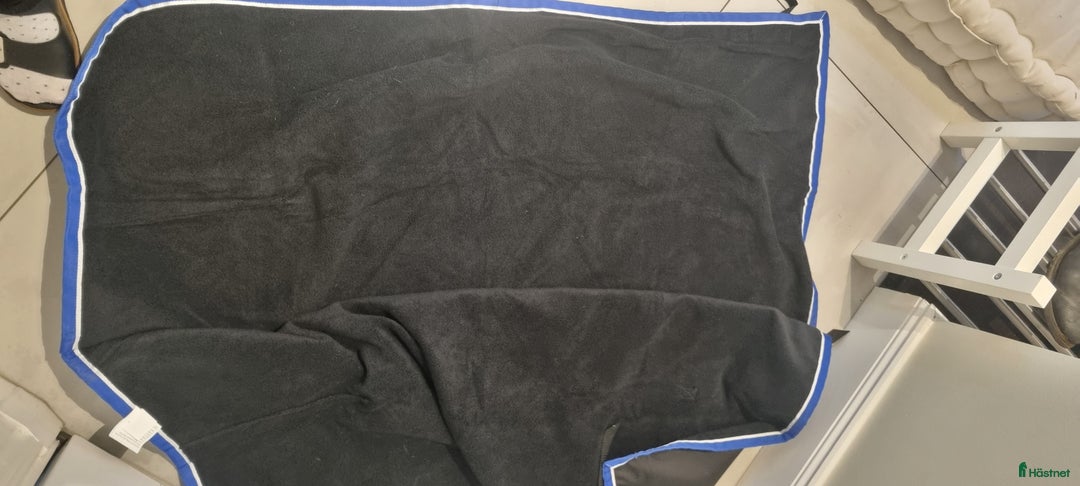 Täcken hästutrustning till salu: Körtäcke oanvänt stl L , ca 145cm i Södertälje - Annons 2
