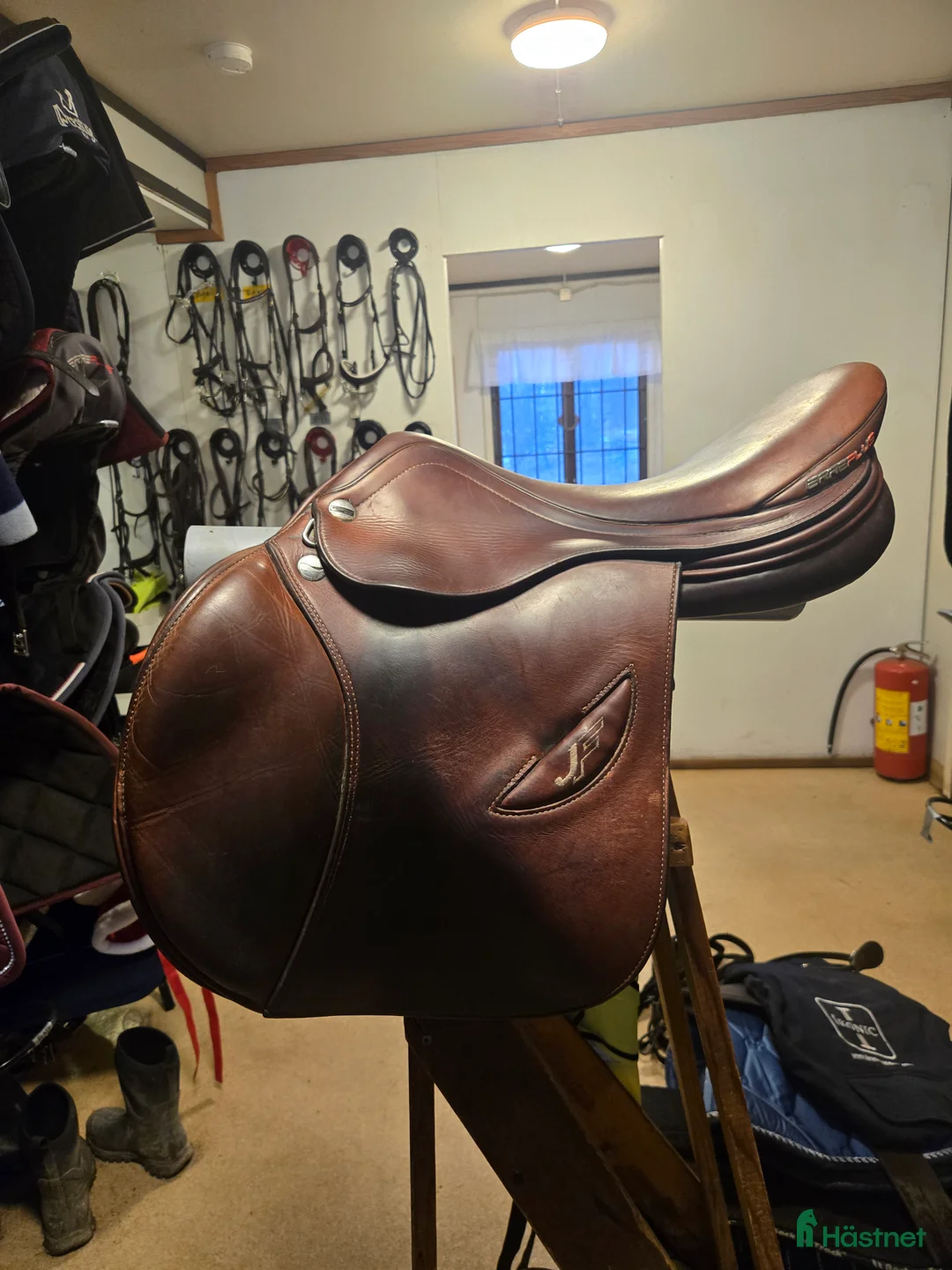 Sadlar hästutrustning till salu: Fin brun Erreplus JF i Jordbro - Annons 1